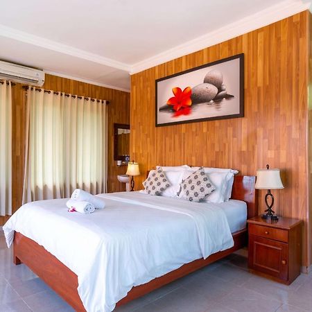 Ware Ware Surf Bungalow Lembongan Nusa Lembongan Exterior foto